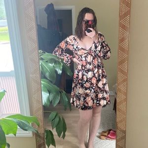 Floral bell sleeve dress